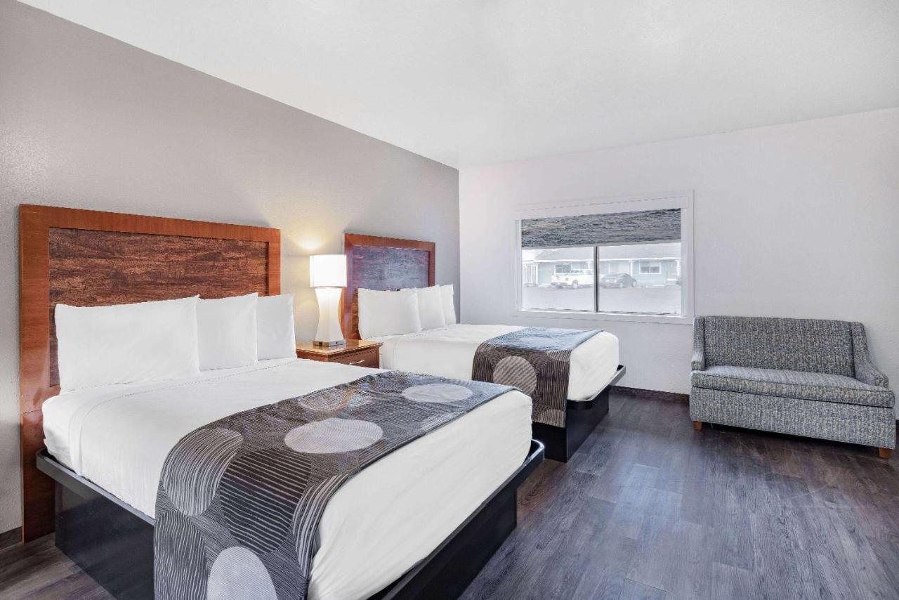 Oceanside & Suites, A Days By Wyndham Motel Fort Bragg