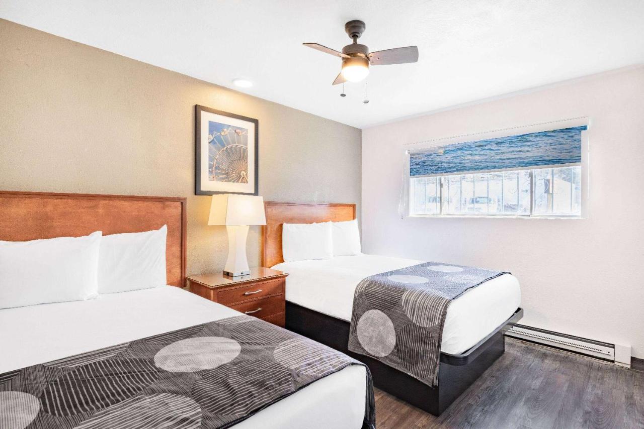 Oceanside & Suites, A Days By Wyndham Motel Fort Bragg
